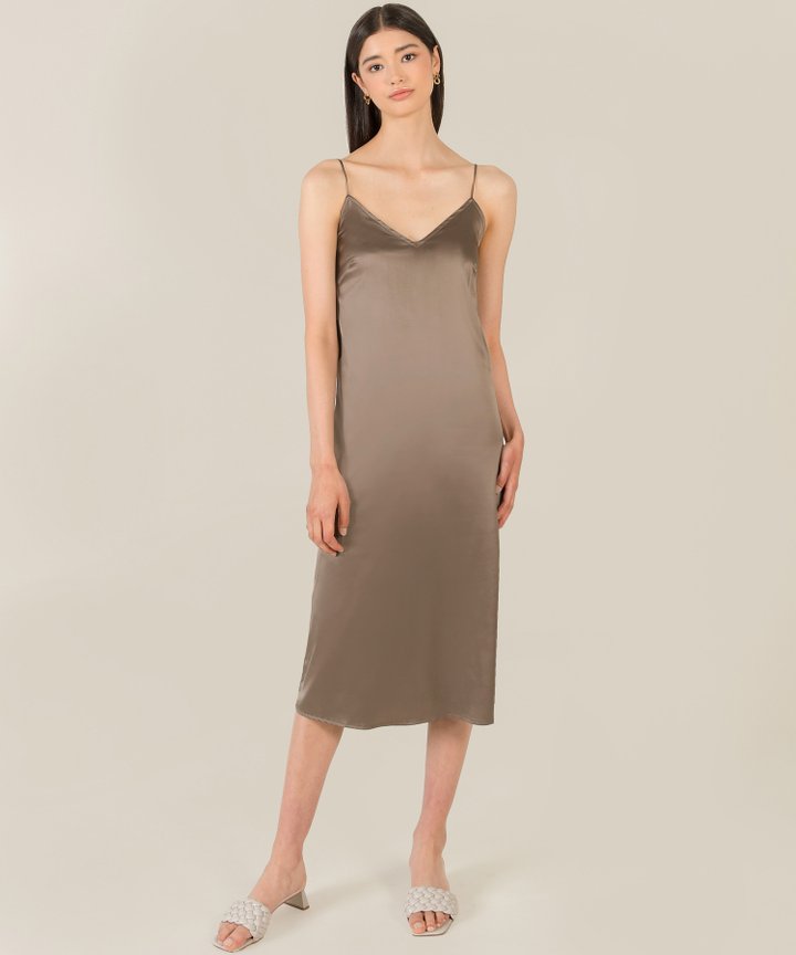 Sanctuaire Satin Chemise - Olive