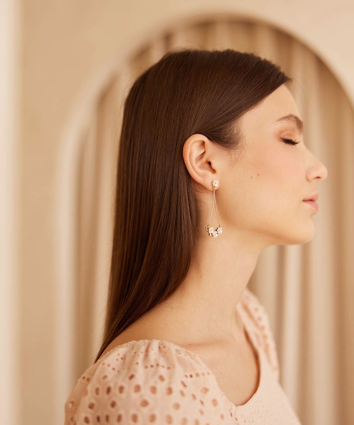 Paix Pearl Triangle Earrings