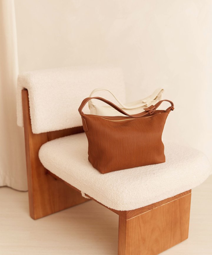 Soho Pleated Bag (Restock)