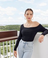 Karine Cold Shoulder Knit Top in Black Online Women's Fashion