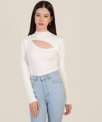 quest-cutout-knit-top-white-４