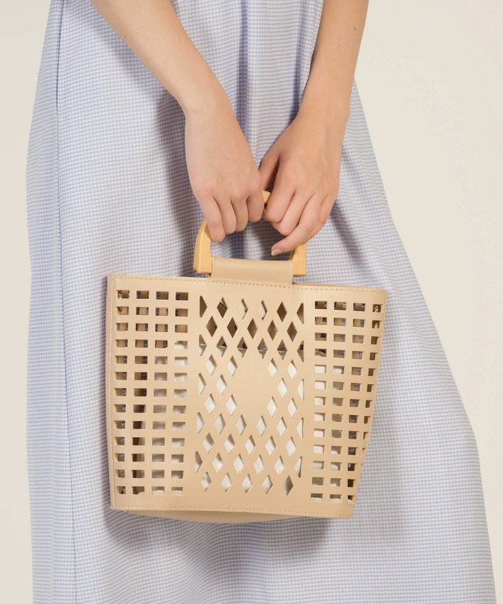 Capucines Lattice Top Handle Bag - Cereal