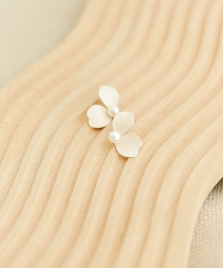 Calgary Floral Earrings