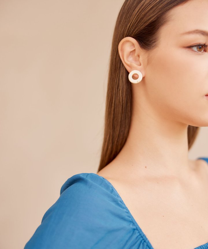 Calista Acrylic Loop Earrings